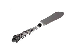 Серебряный нож для разделки рыбы с черневым декором на фигурной ручке «Черневой рисунок»